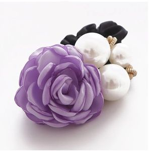 Lavender/Faux Pearl Hair Elastic